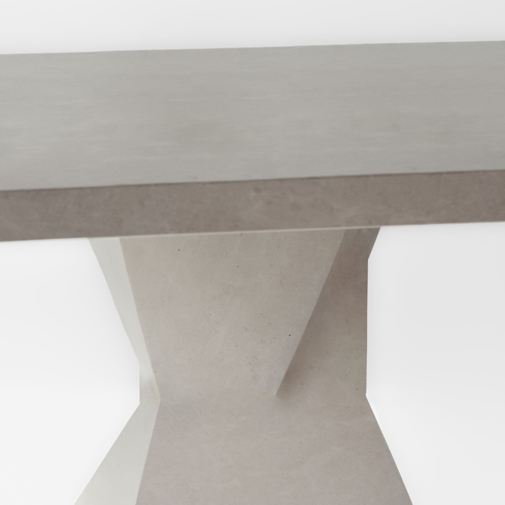 inka-table-felix-eichkorn-interior-gallery-Inka3_v2-Edit.webp