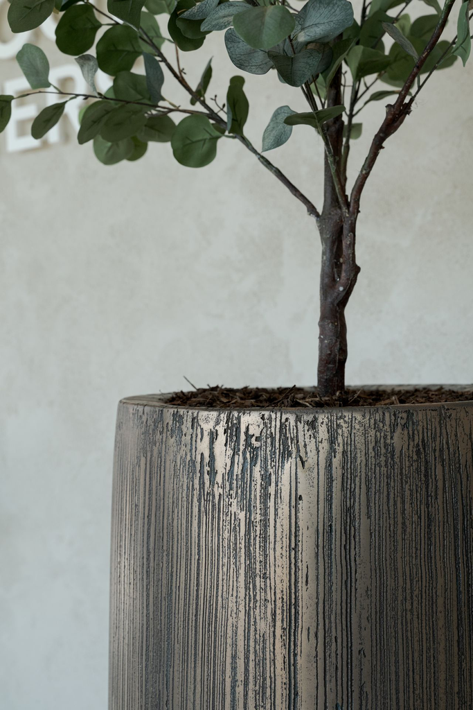 Loam - Bronze Vintage Metal ROA.webp